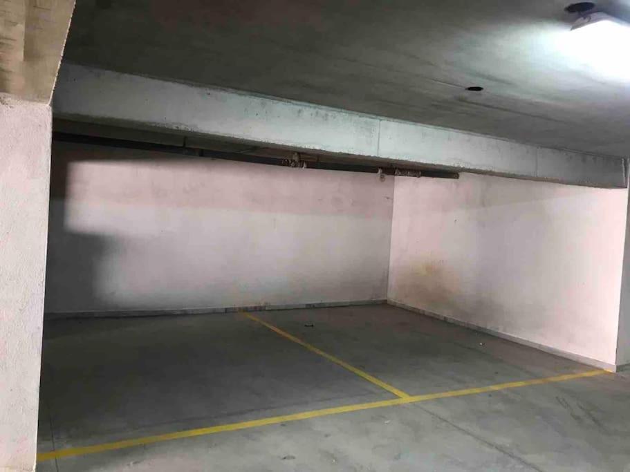 Ferienwohnung 5 Min From Papageorgiou Free Indoor Parking Thessaloniki Exterior foto